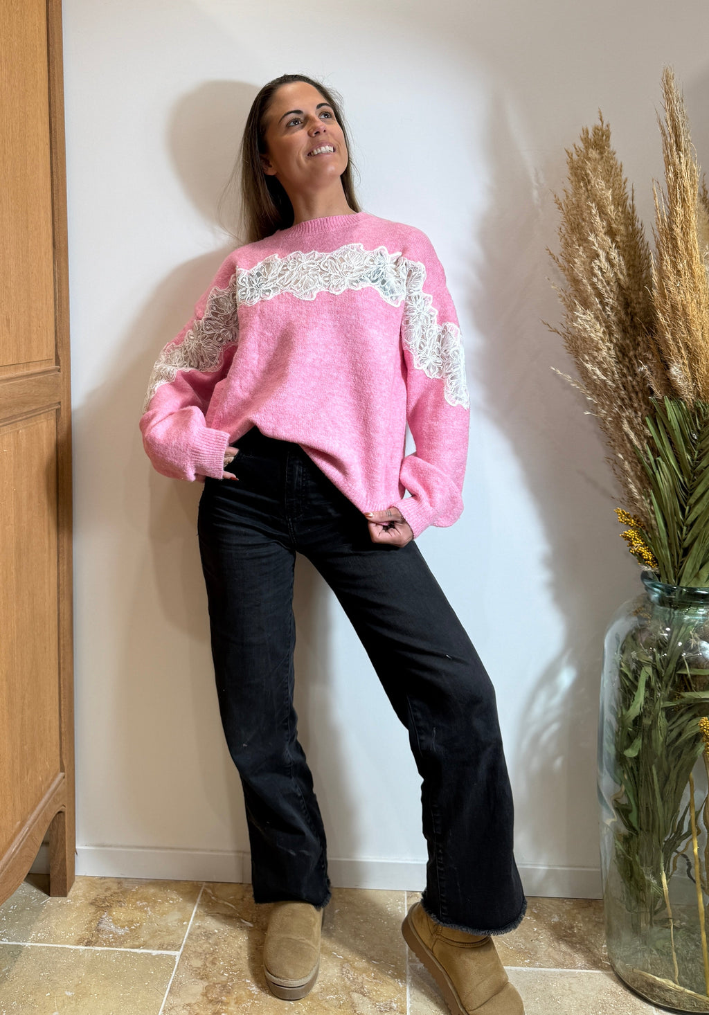 Pull rose – Dentelle appliquée – Maille douce Le Vestiaire de Charline