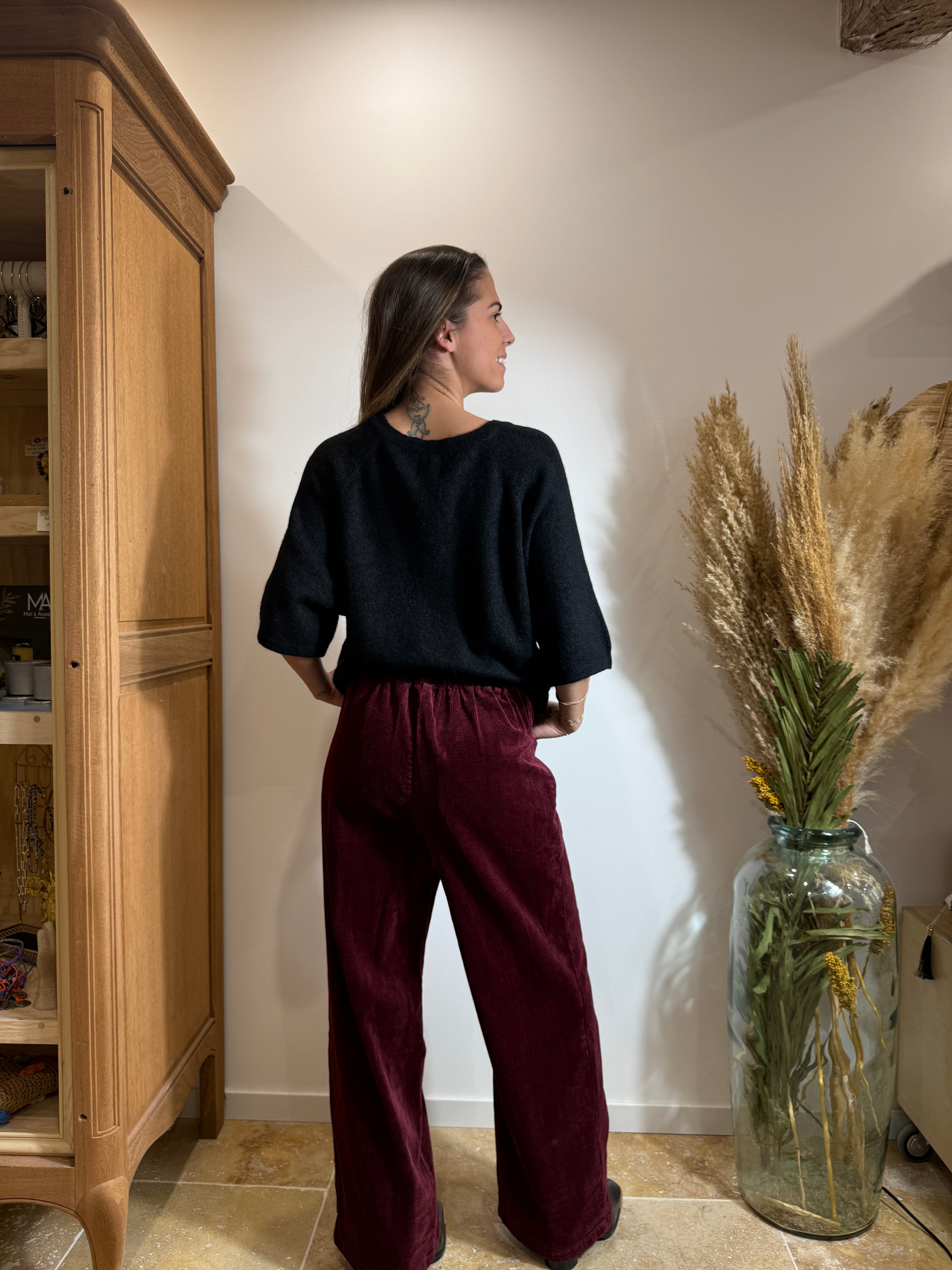 Pull « Amor » noir – Made in Italy – Broderie cœur rouge Le Vestiaire de Charline