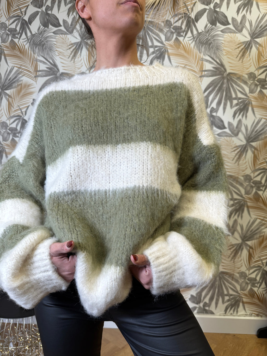 Pull Rayé Douceur – Vert Sauge & Écru Le Vestiaire de Charline