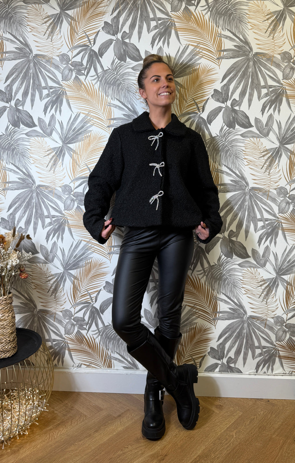 Veste Bouclette Nœuds Pailletés – Noir Le Vestiaire de Charline