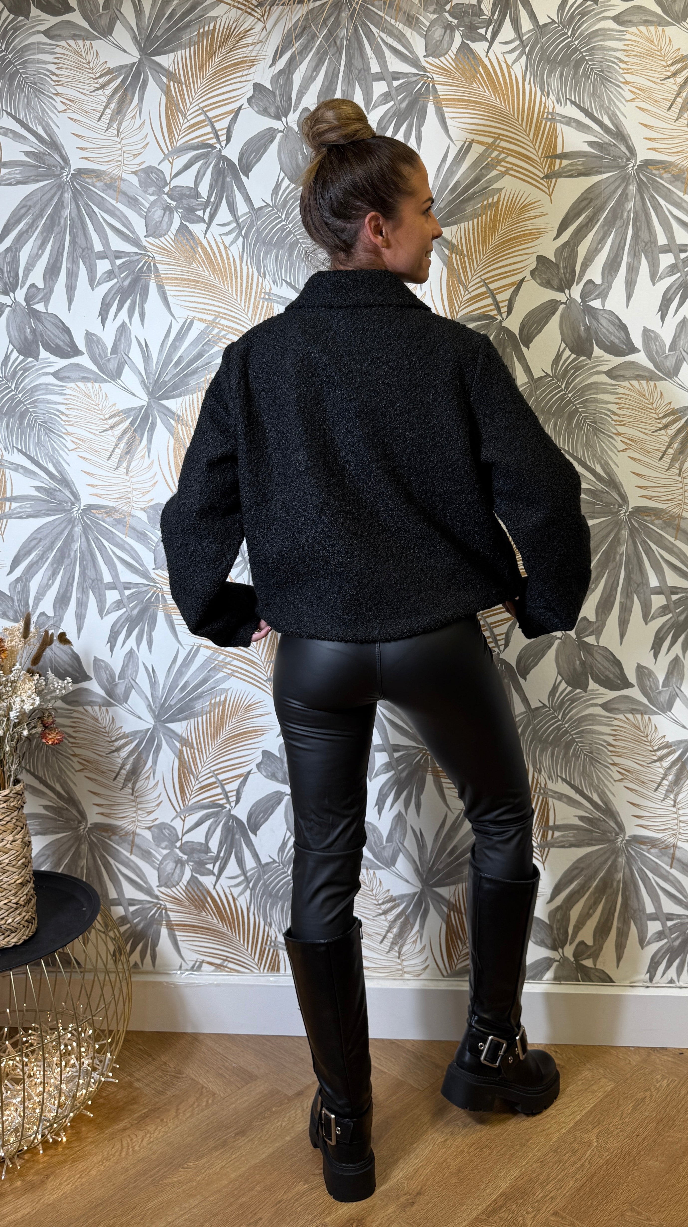 Veste Bouclette Nœuds Pailletés – Noir Le Vestiaire de Charline