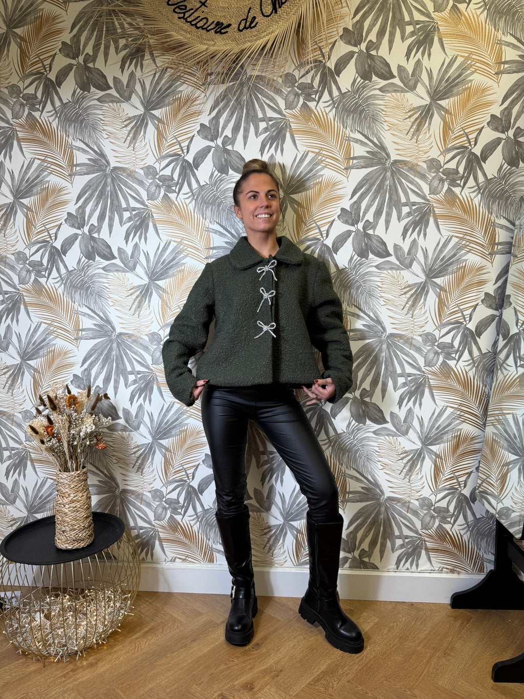 Veste Bouclette Nœuds Pailletés – Kaki Le Vestiaire de Charline
