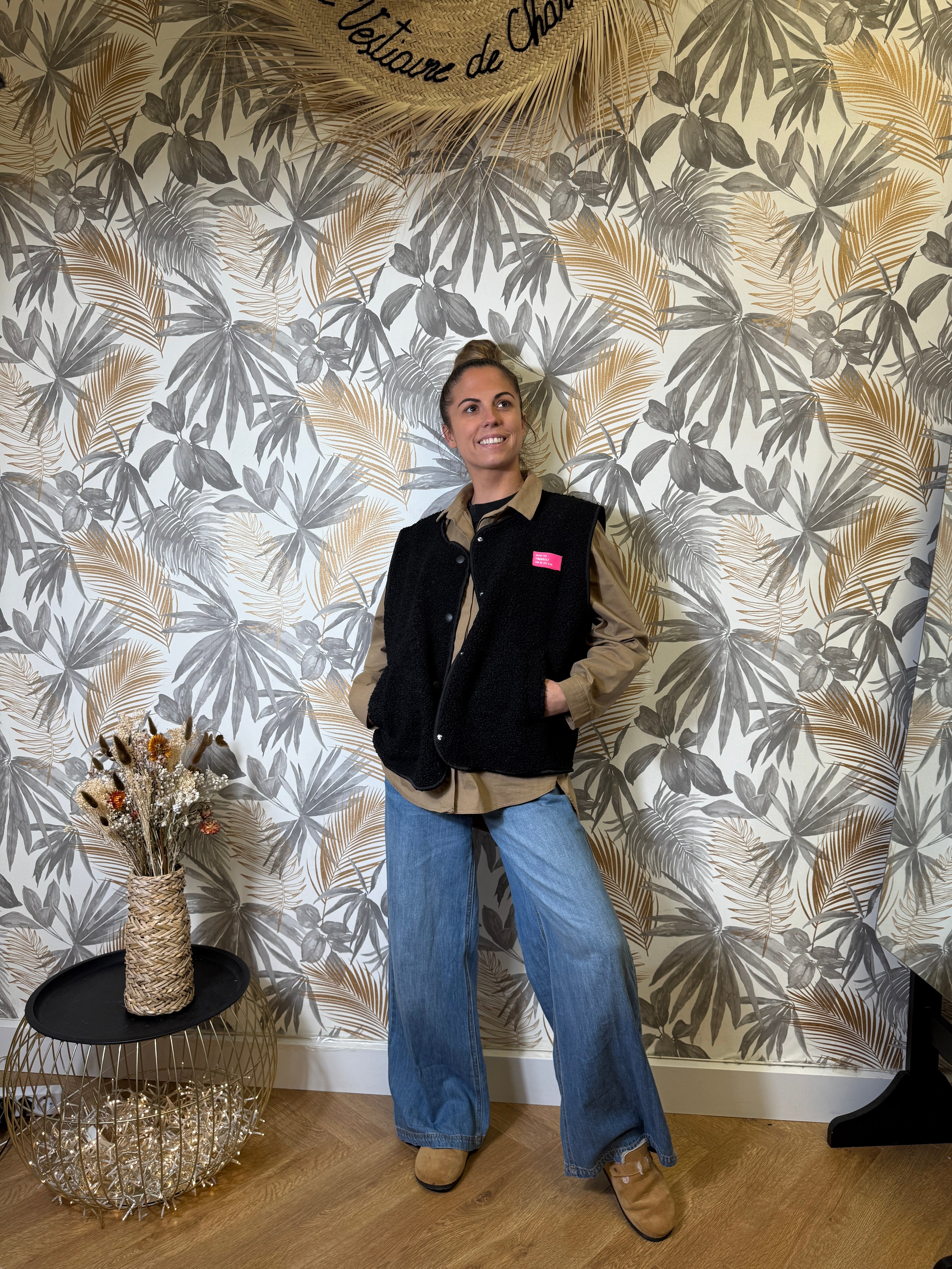 Gilet Sans Manches Teddy – Noir Le Vestiaire de Charline