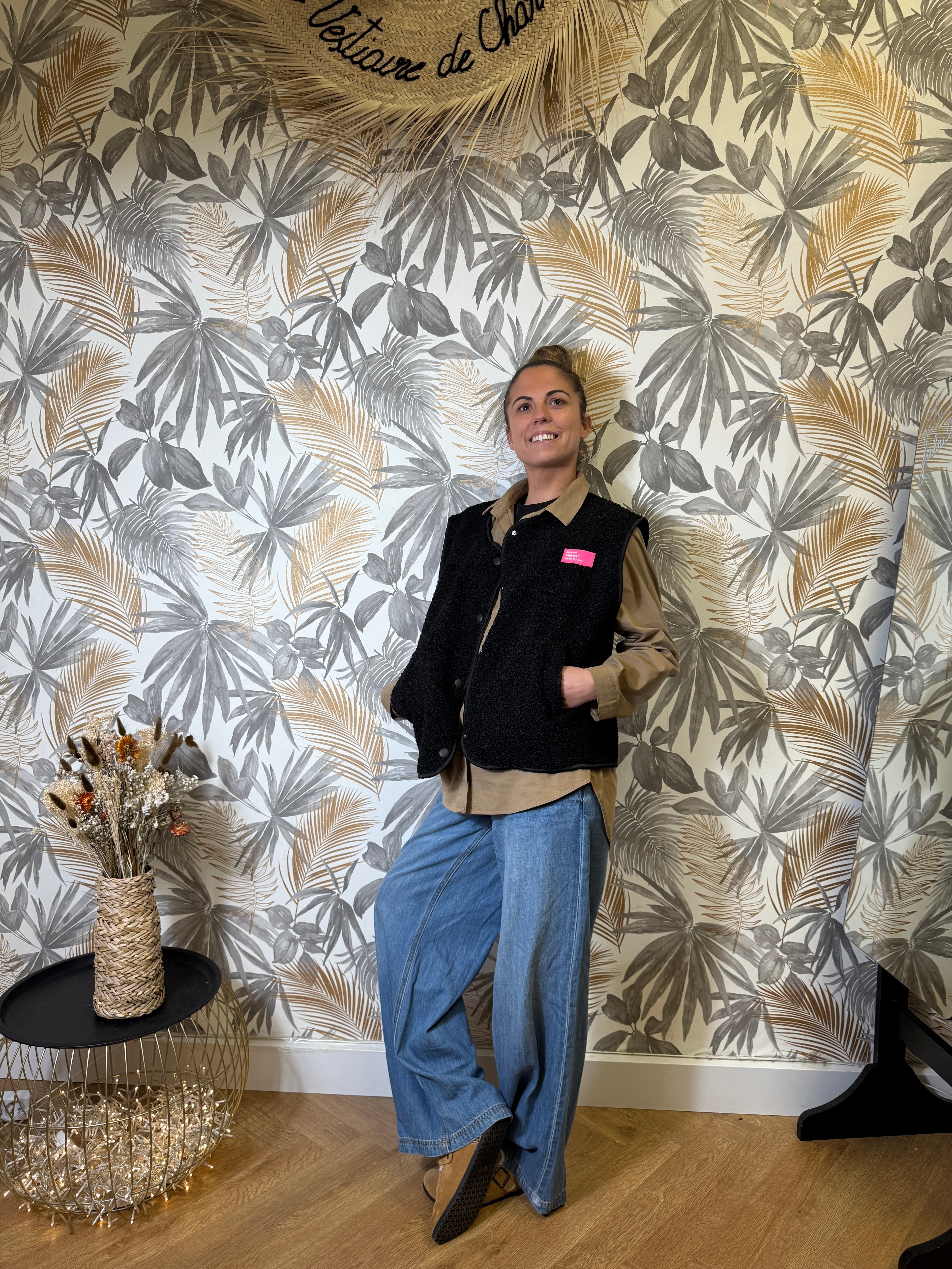 Gilet Sans Manches Teddy – Noir Le Vestiaire de Charline