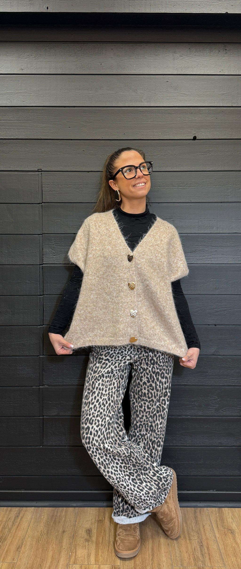 Pull sans manches marron moucheté – boutons cœur Le Vestiaire de Charline