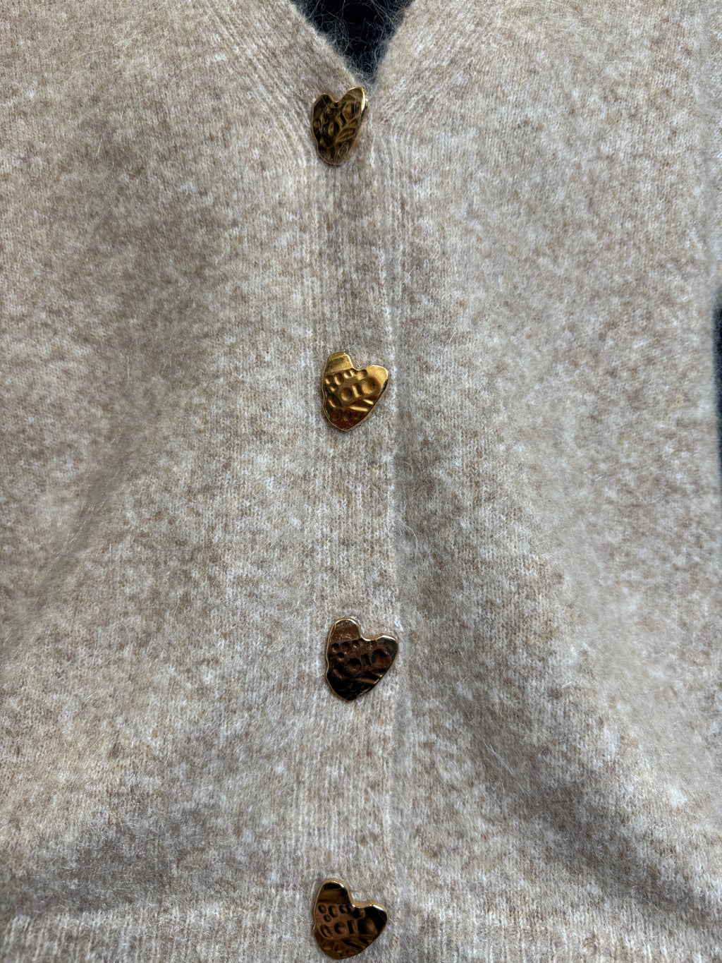 Pull sans manches marron moucheté – boutons cœur Le Vestiaire de Charline