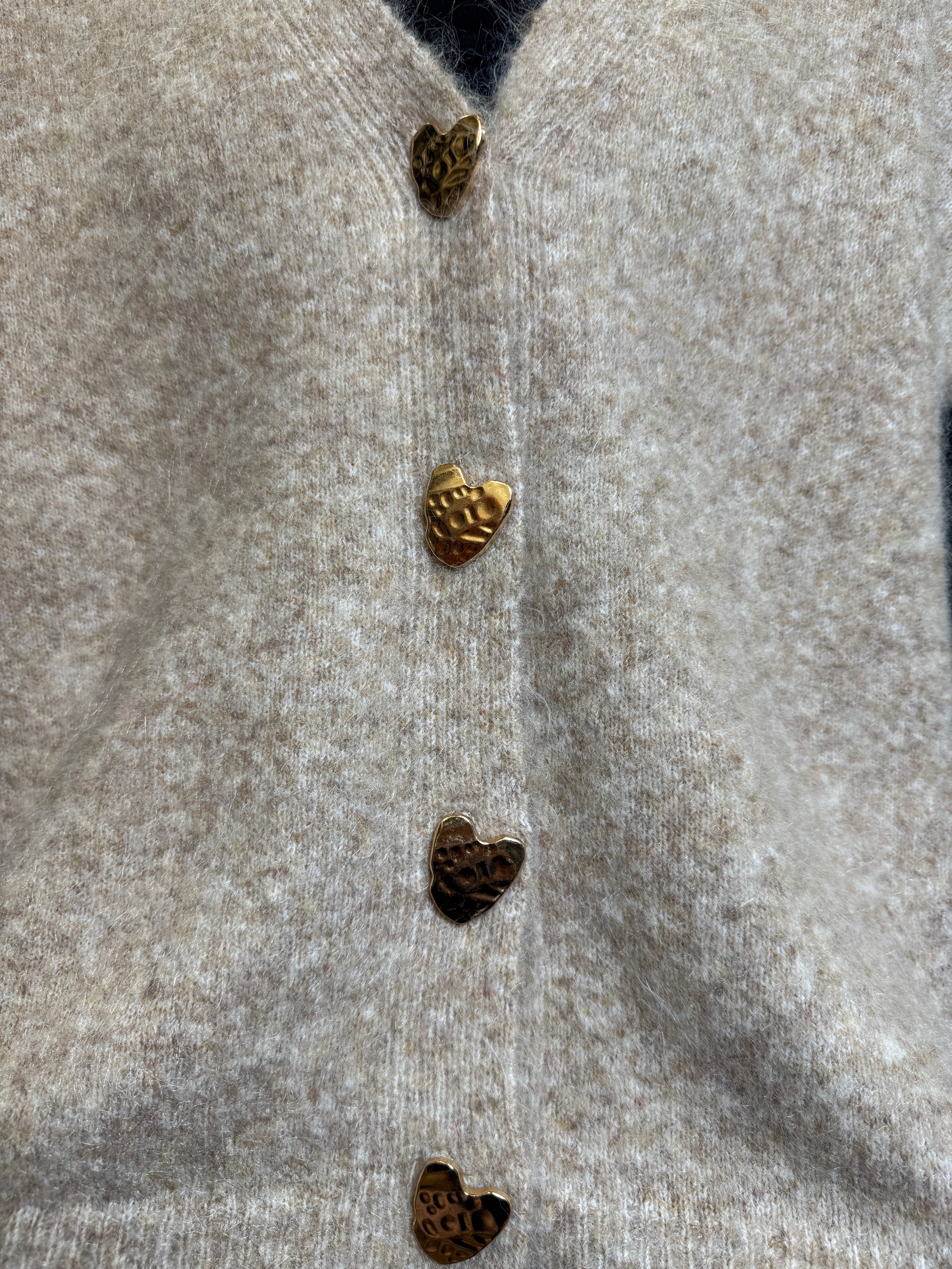 Pull sans manches marron moucheté – boutons cœur Le Vestiaire de Charline