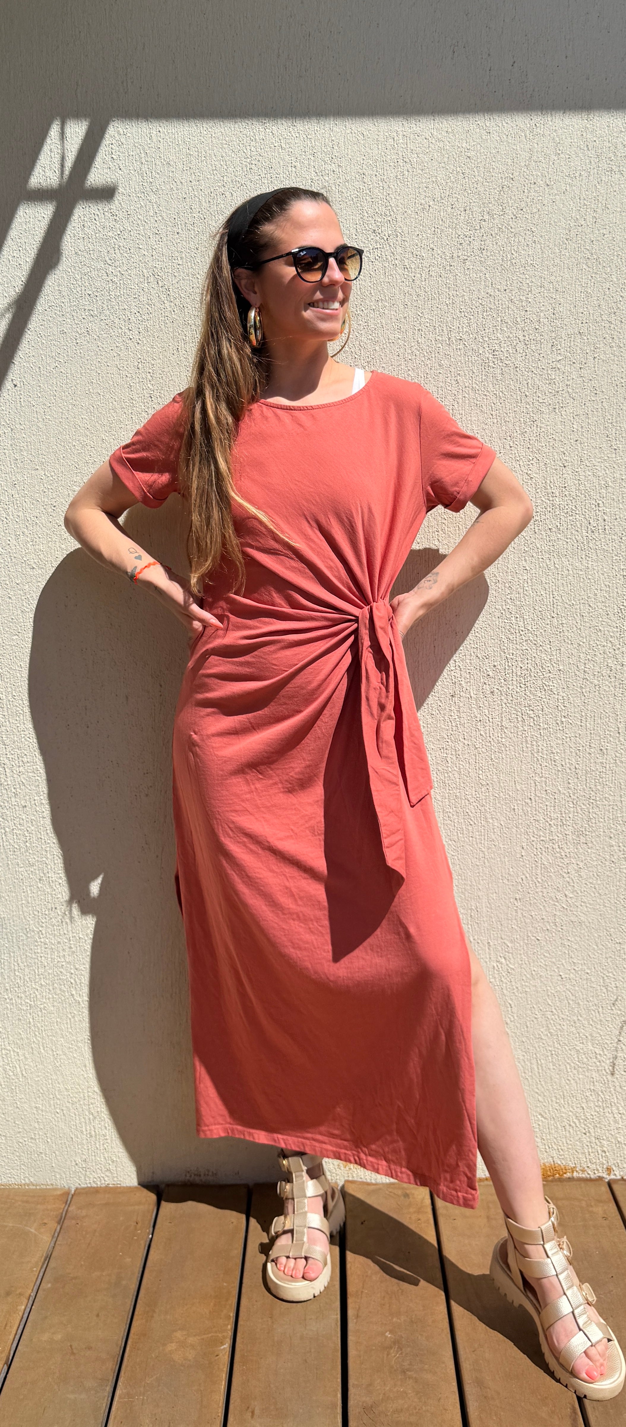 Robe longue terracotta femme – Robe élégante fluide à nouer Le Vestiaire de Charline