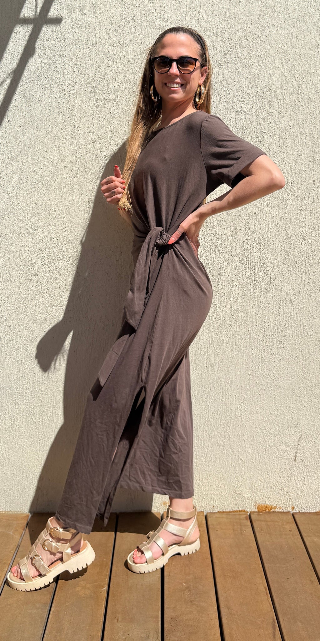 Robe longue chocolat femme – Robe fluide élégante à nouer Le Vestiaire de Charline