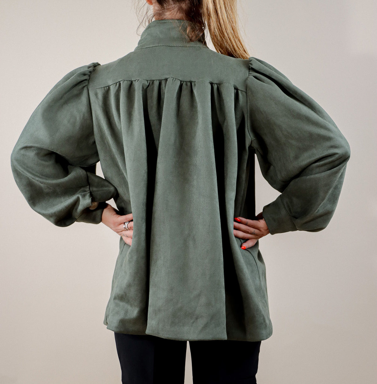 VESTE MANCHES BOUFFANTES - KAKI Le Vestiaire de Charline