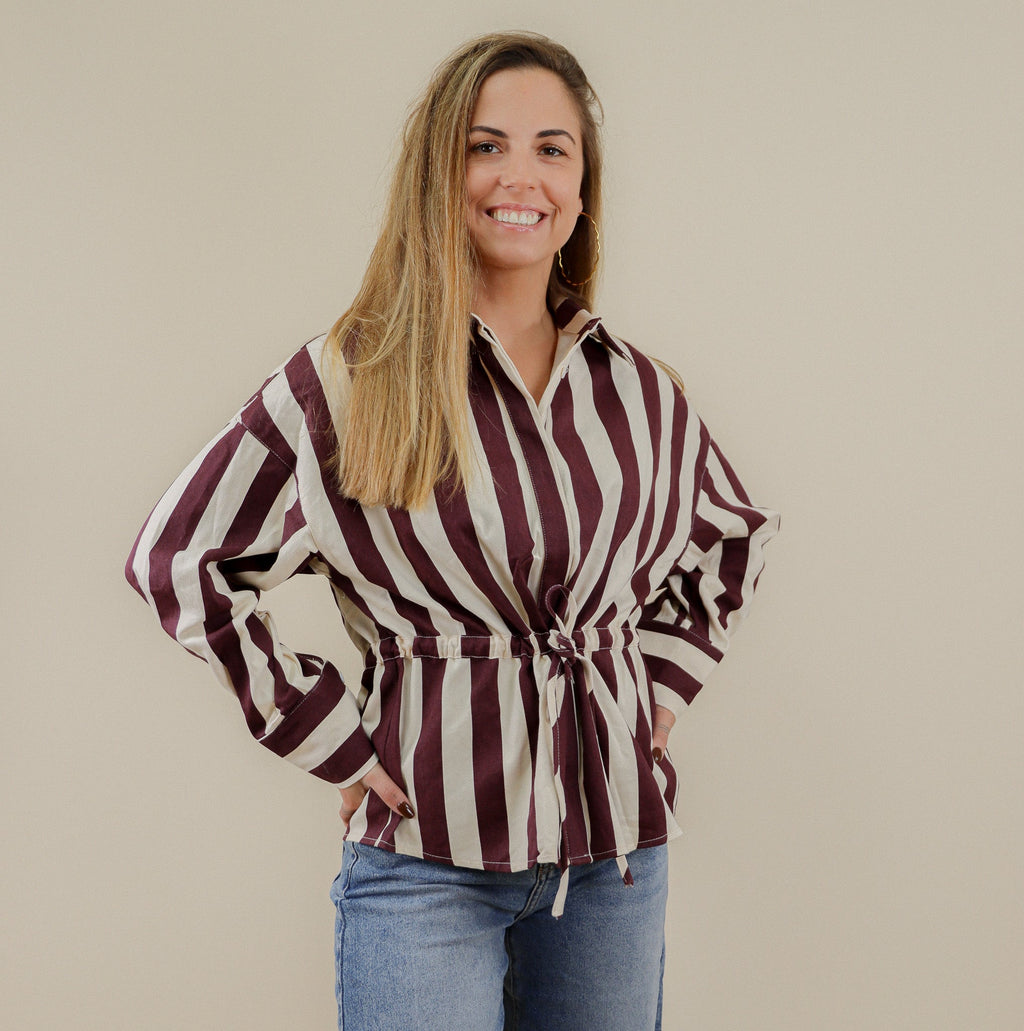 CHEMISE RAYÉE BORDEAUX &amp; BLANC 100% COTON AVEC LIEN À LA TAILLE Le Vestiaire de Charline