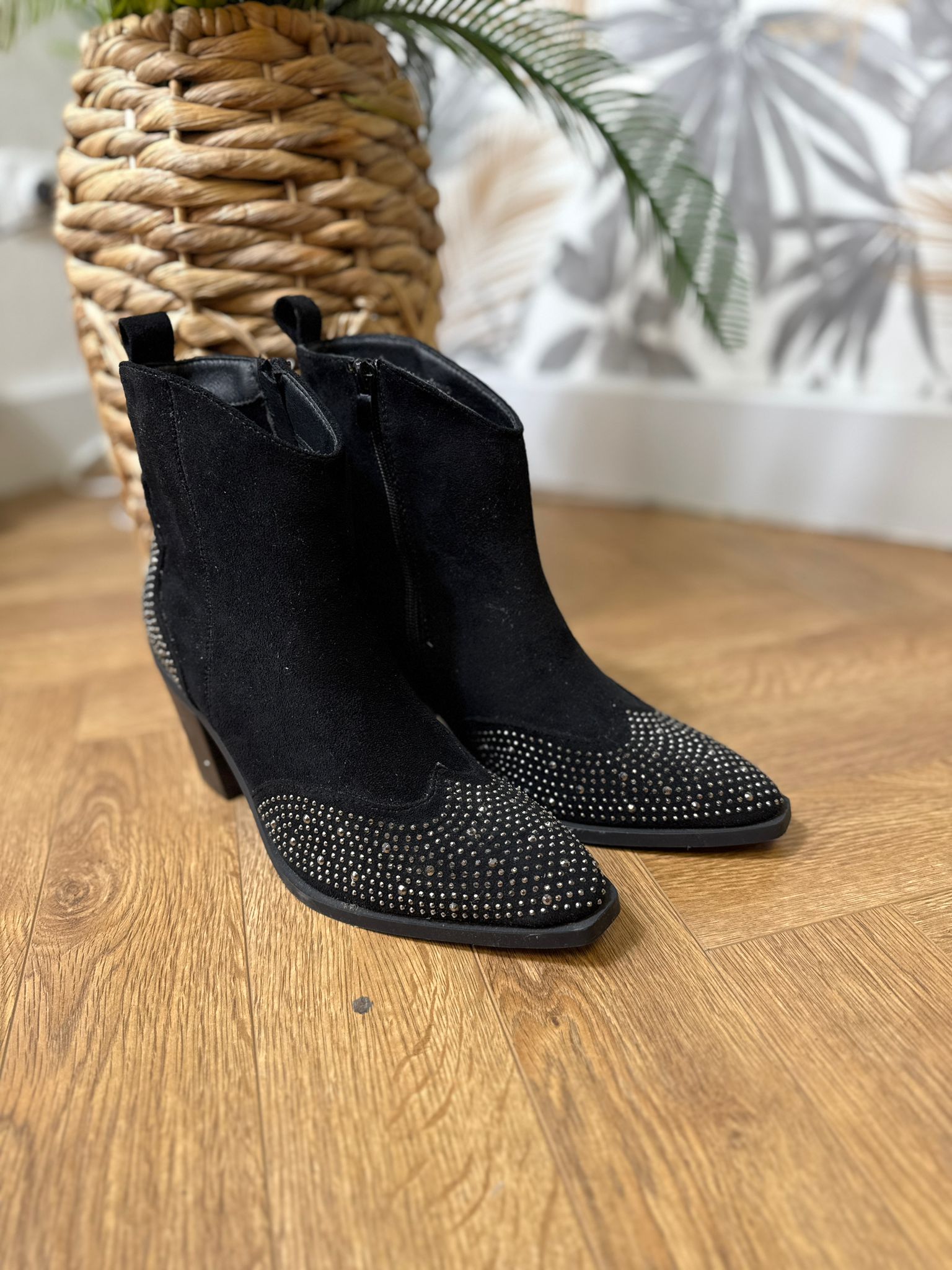 Santiags Noir Étoilé ✨ Le Vestiaire de Charline