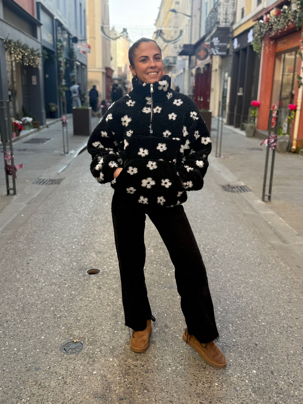 Veste Doudou noir Fleurs Blanche – Ultra Douce & Chaude Le Vestiaire de Charline