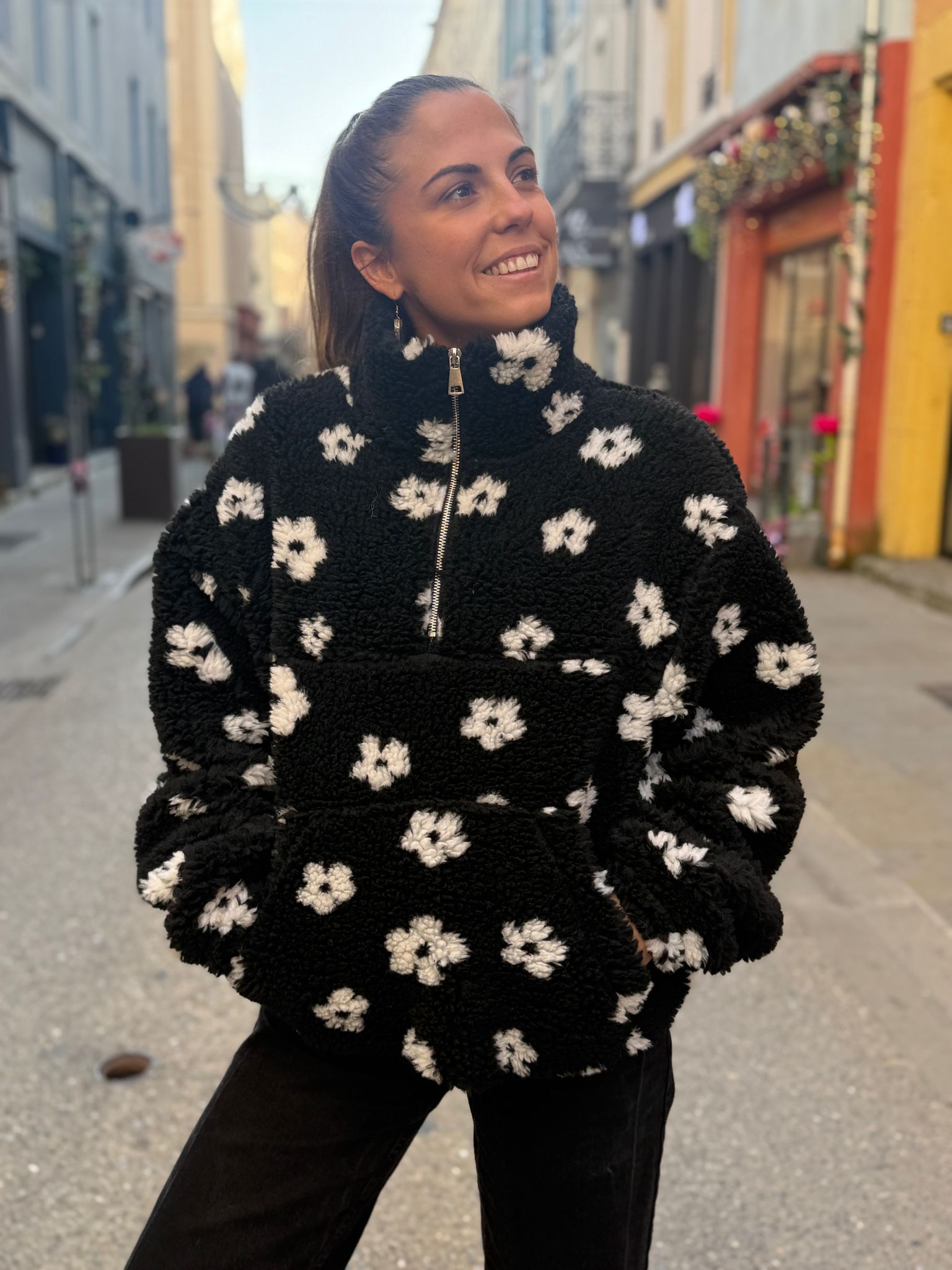 Veste Doudou noir Fleurs Blanche – Ultra Douce & Chaude Le Vestiaire de Charline