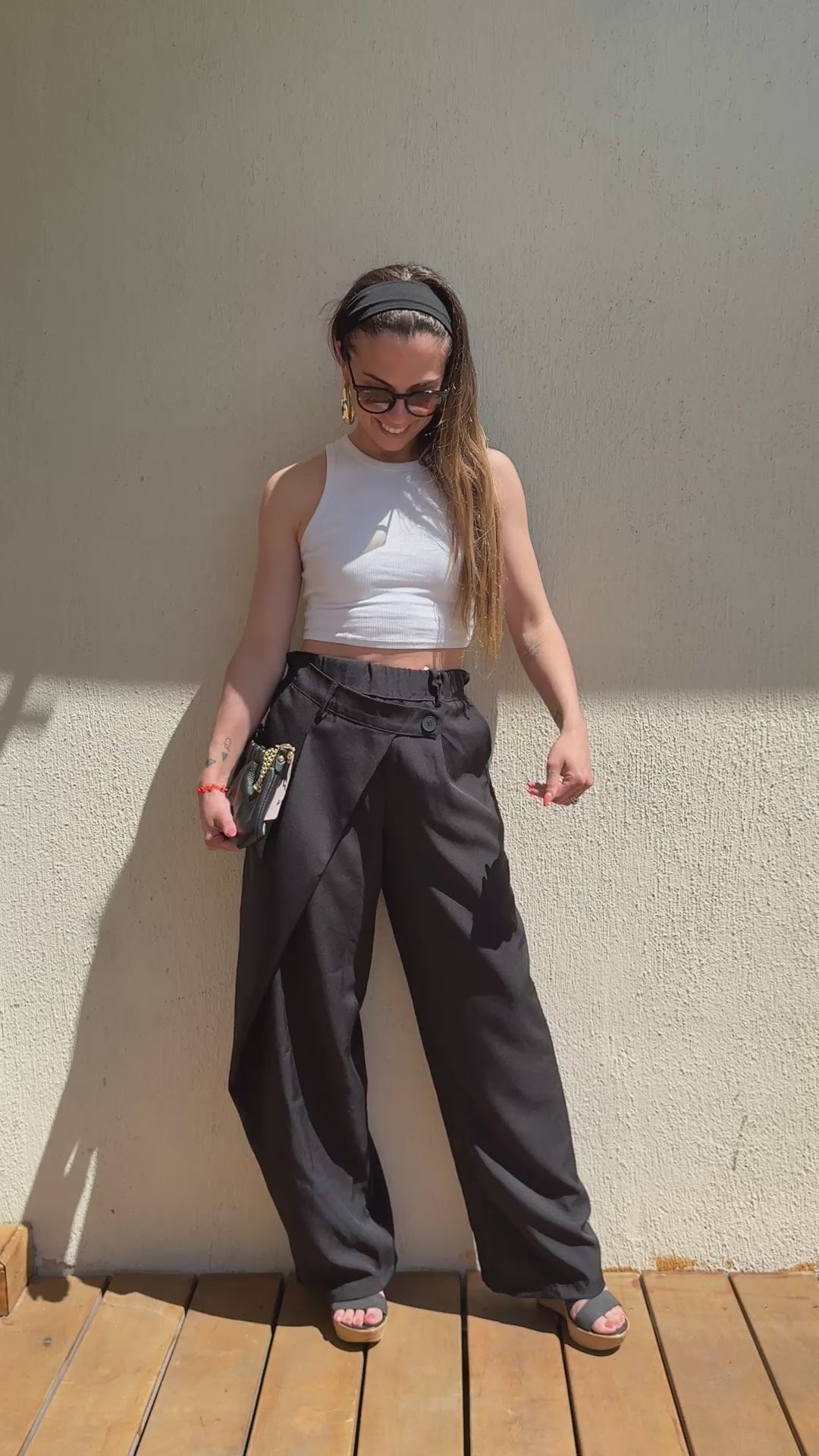 Pantalon noir fluide femme – Pantalon taille haute élégant et confortable