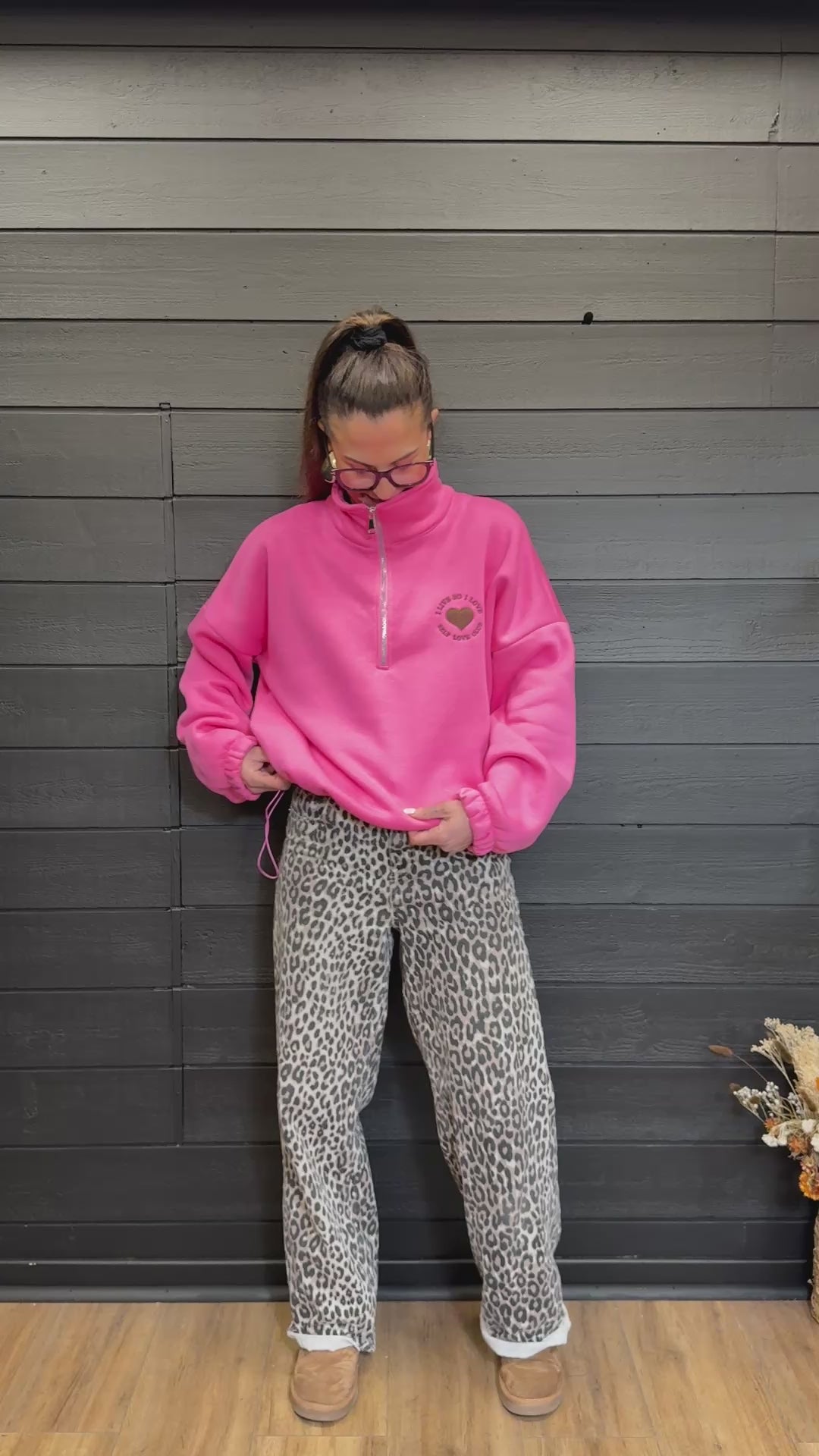 Sweat rose col zippé – style casual et tendance