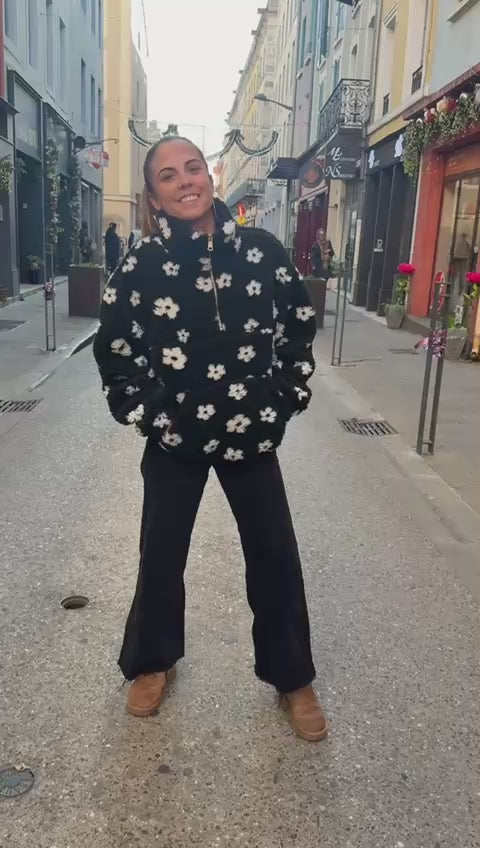 Veste Doudou noir Fleurs Blanche – Ultra Douce & Chaude