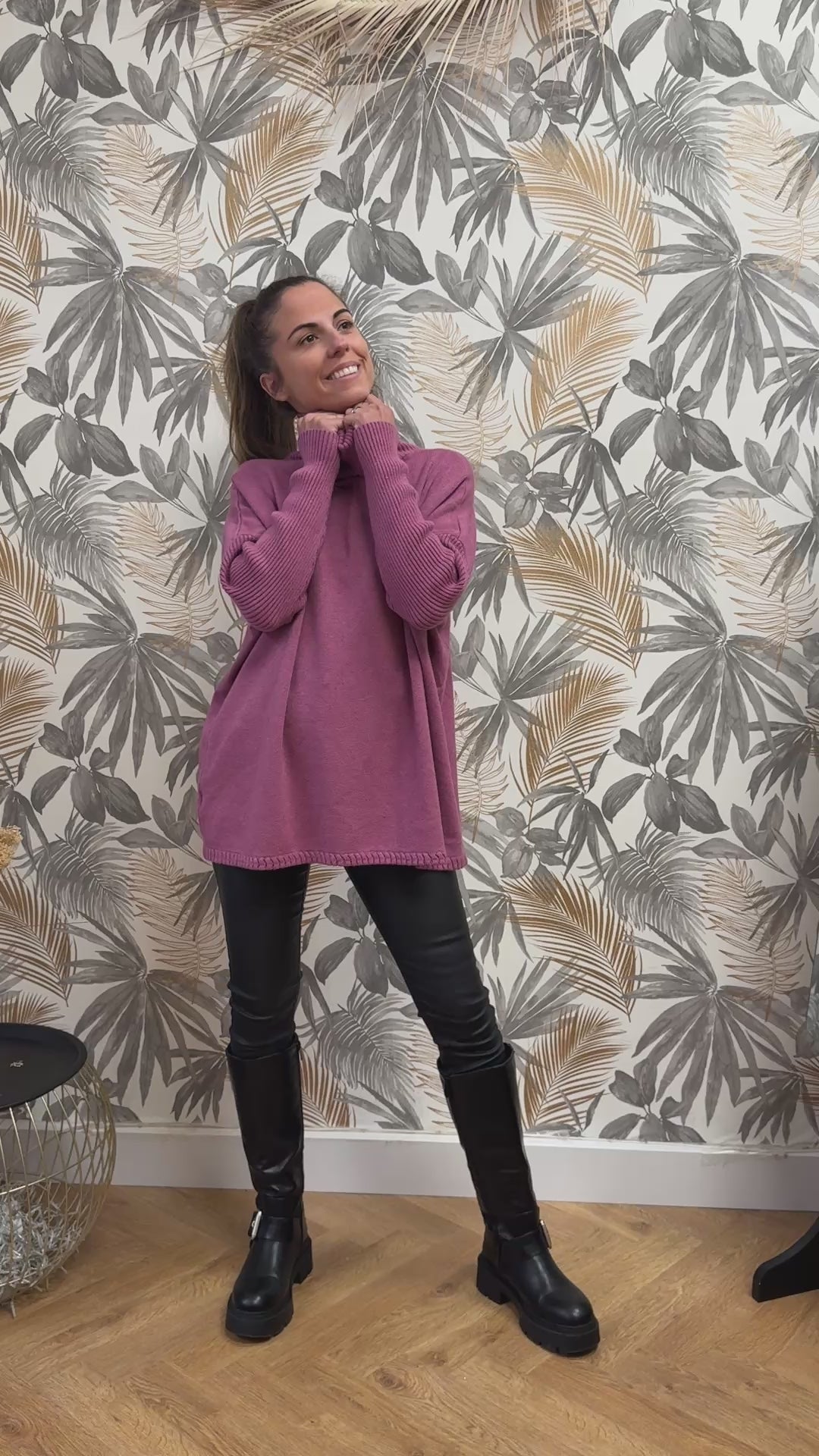 Pull col roulé oversize rose – Maille douce & fluide